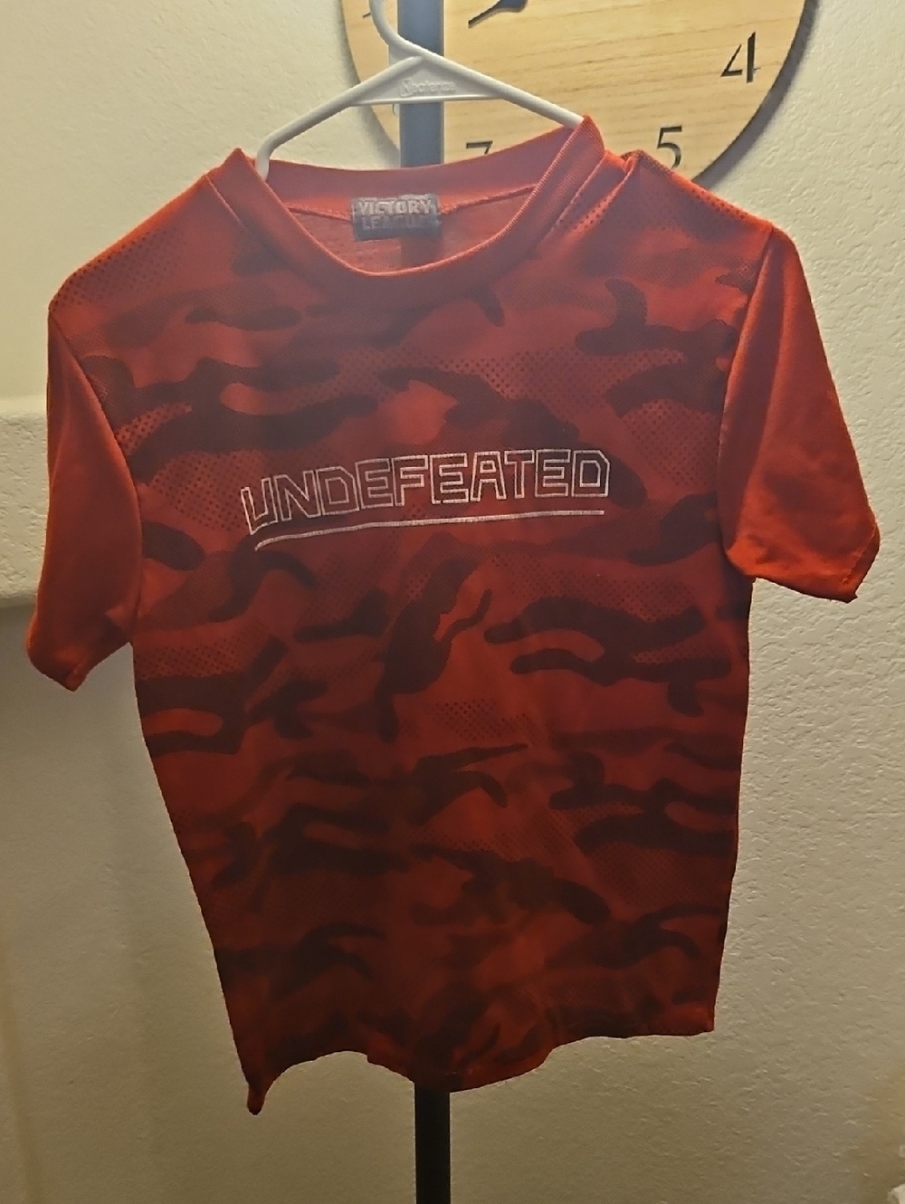 Victory League Red Camo Graphic Tee 14/16 Boys